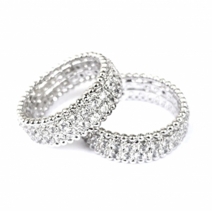 Anel Cravado com Pedras de Zircônia Brancas 5g (Banho De Prata 925) Anel Cravado com Pedras de Zircônia Brancas 5g (Banho De Prata 925)