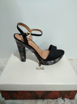Sandália Salto Vizzano Camurça Flex Tecido Tay Day