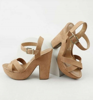 Sandália Salto Vizzano Pelica/Camurça Model 6281127